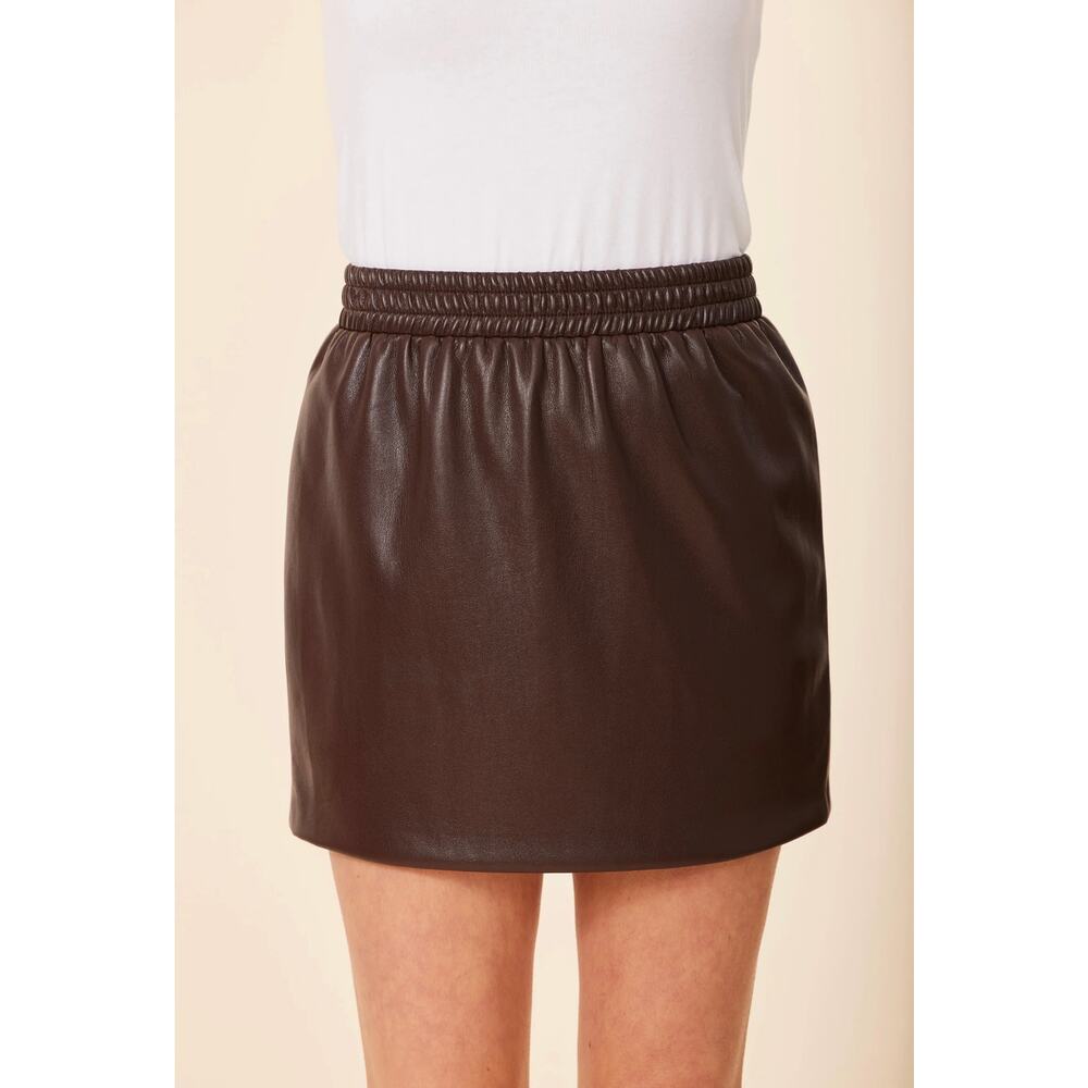 dolce cabo Faux Leather Mini Skirt in Coffee Brown XS NWT Minimalist QuietLuxury